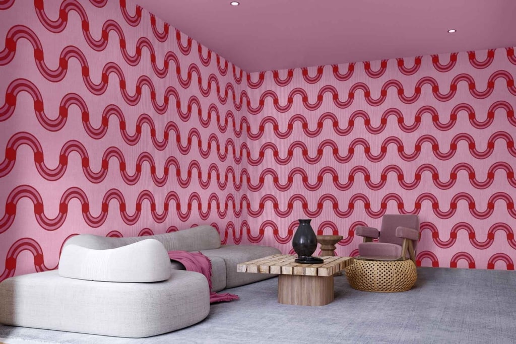 The wallpaper features a modern design with pink and red wavy patterns reminiscent of Japanese textile art. The colors prominently include shades of pink and red, arranged in undulating, wave-like motifs that evoke traditional Japanese aesthetics.